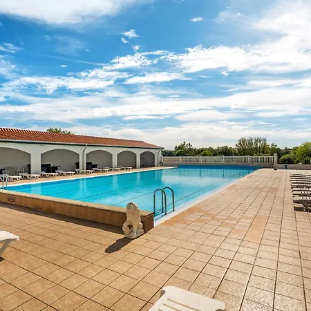 2 Bedroom Stunning In